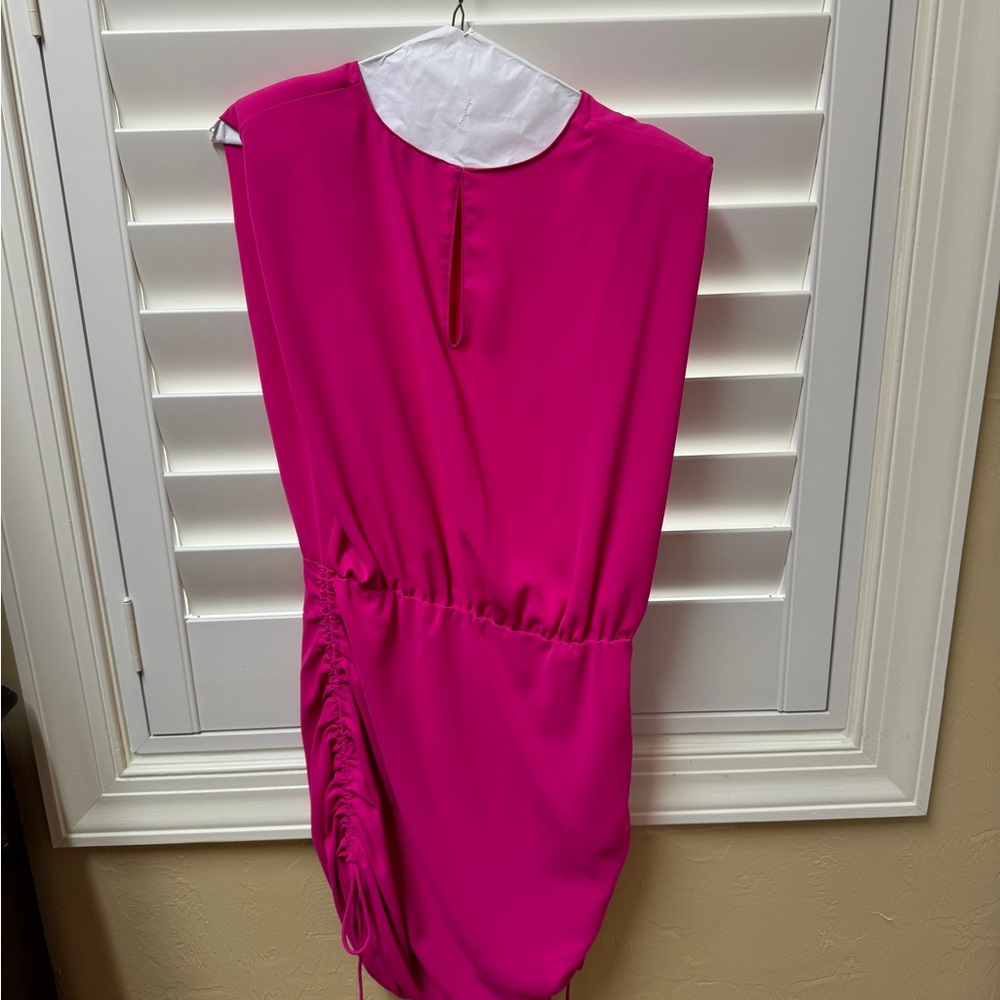 VGUC: Hot pink short cocktail dress - Picture 2 of 3